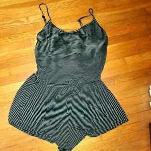Womens Old Navy Romper Medium